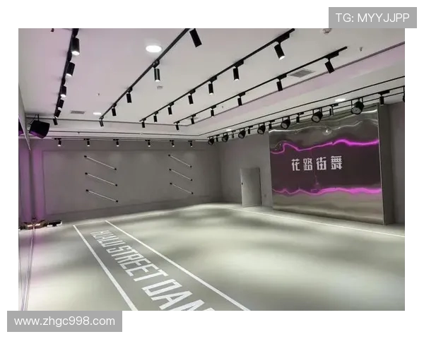 西安街舞队的节奏探秘:深入了解街舞文化与表演魅力 西安街舞队的节奏探秘:深入了解街舞文化与表演魅力