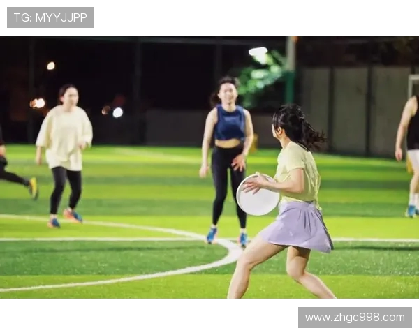 飞盘运动中的耐力挑战与北京飞盘队的训练策略分析 飞盘运动中的耐力挑战与北京飞盘队的训练策略分析