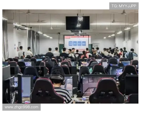 《聚焦电竞赛事热潮 揭秘职业选手训练与比赛背后的不为人知的故事》